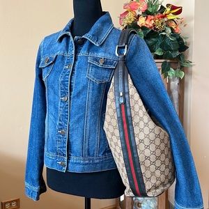 💯 % authentic Gucci shoulder bag